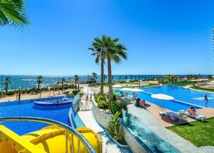 Deluxe Clara Sea Senses